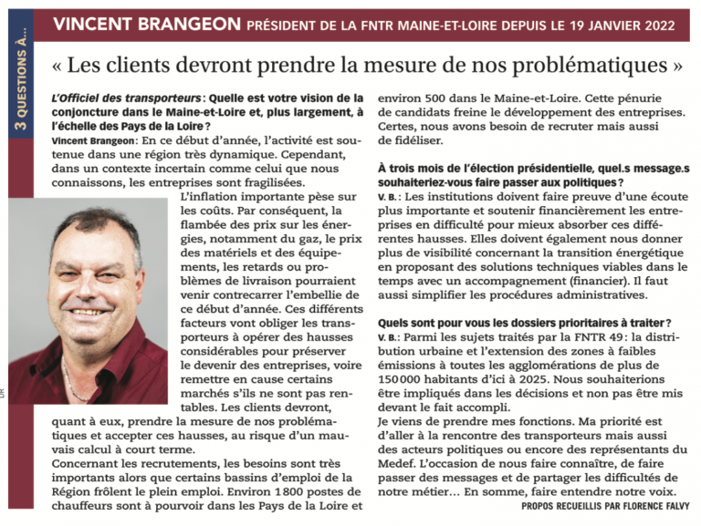 Trois questions à…