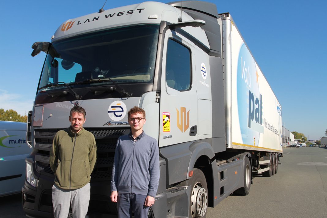 Lan West, Angers, transport