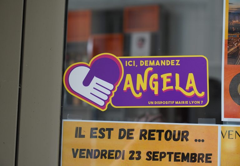 Lyon agit contre le harcèlement de rue avec Angela